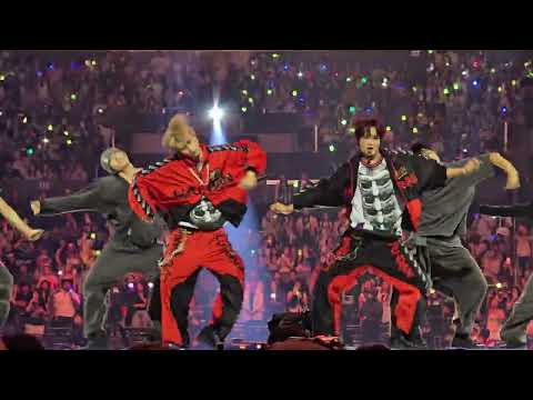 KCON LA - 08.01.25 - NCT Mark & Haechan - \82 Pressin'\ (fan cam)