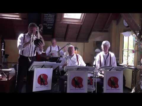 Happy Swing Society met Black and Tan Fantasy op Texel 2016