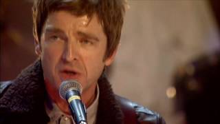 Noel Gallagher&#39;s High Flying Birds Live At The NME Awards 2012