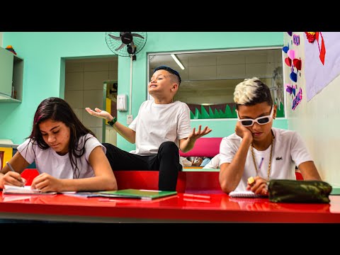 MC Lorenzo - Lancinho Escondido (Vídeoclipe Oficial)