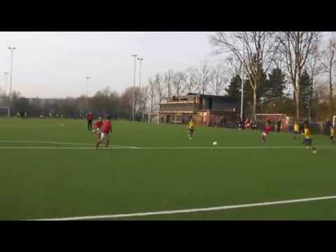 VSC blijft aanvallen, maar Saestum geeft niet op.