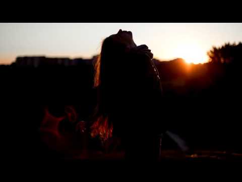 stronaB - Niespiesznie (Official Audio)