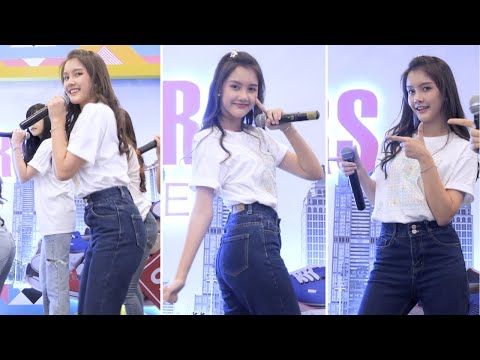 200821 [Fancam] Lisa DAISY DAISY - ตึกตัก @ Sneaker Showcase Terminal 21