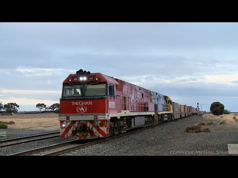 NR109 "The Ghan" & NR28 "Indian Pacific" Leading 5MA5 Freight Train - (15/2/2018) PoathTV Railways
