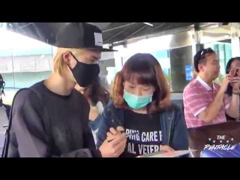 141126 UNIQ Taiwan Taoyuan-airport arrival