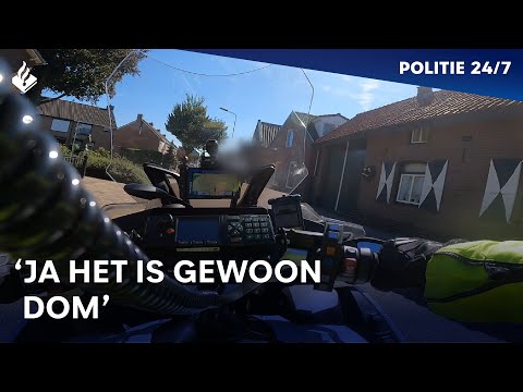 Wheelie op de brommer | POLITIE 24/7