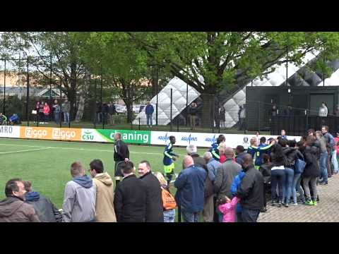 Kampioenswedstrijd Ajax C1 - Utrecht C1 : Goal Daishawn Redan