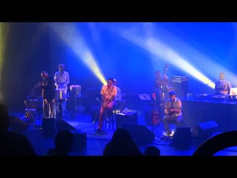 Emicida + Thiago França + Rodrigo Campos - "Sim"