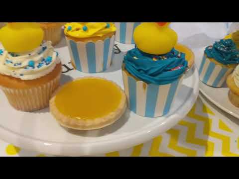 Duck themed birthday party decoration