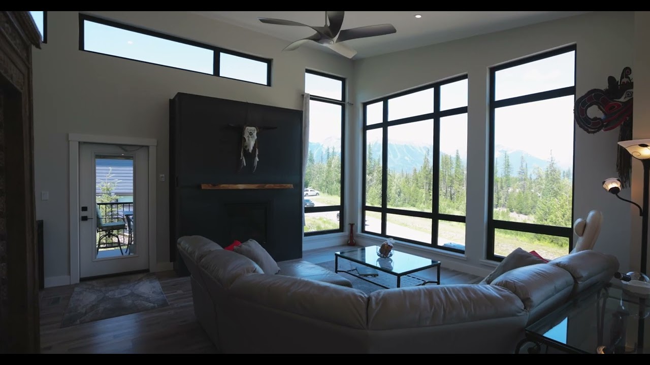 5420 Resort Drive – Modern Property Tour