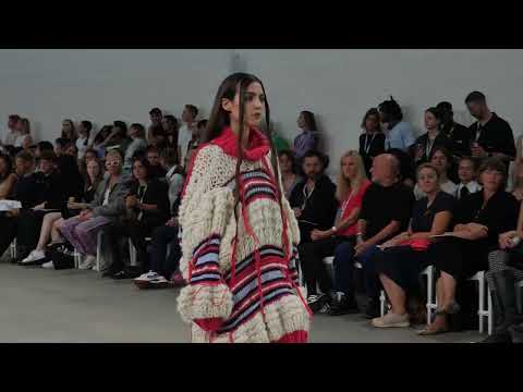 Neo.Fashion  x  HTW-Berlin Best Graduate Show 2022 curated by Prof. Hussein Chalayan  and team