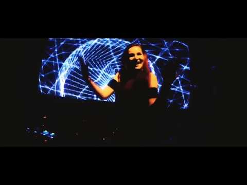 Z-Cat Vs X-Avenger - Levitation