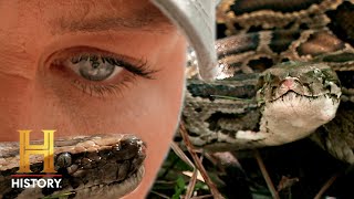 Snakes Aren't Gonna Catch Themselves Tes Rides Solo | Swamp People: Serpent Invasion (S4)