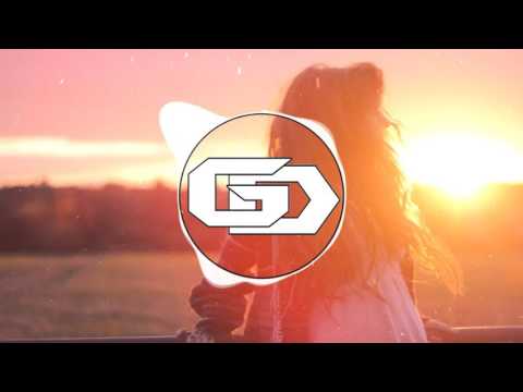 Família Madá Part. Cacife Clandestino - Sol