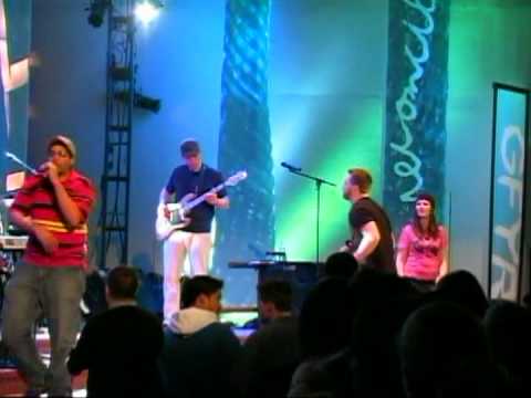 The Runaway and Ill Seer — See Rap Run (Live @ GFYR Markham 2007)