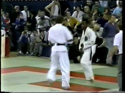 Kyokushinkai Karate Highlights  1987 British Open Knockdown Tournament