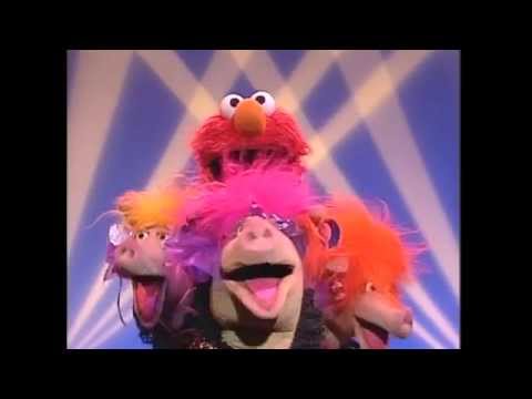 download lagu mp3 mp4 Sesame Street Pig, download lagu Sesame Street Pig gratis, unduh video klip Sesame Street Pig