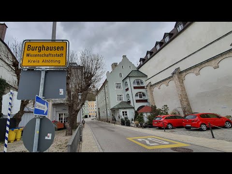 Historische Altstadt in Burghausen/Historical Old City in Burghausen