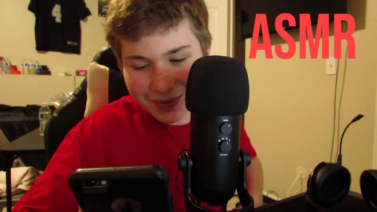 (ASMR) Reading my comments | Gum Chewing | Soft Whispering