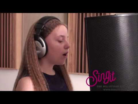 Lily Hughes @ Sing-it Birmingham