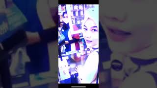 Download lagu PRANK temen, beli Sutra di Indomaret depan nya dia ( auto ) panik😅 mp3