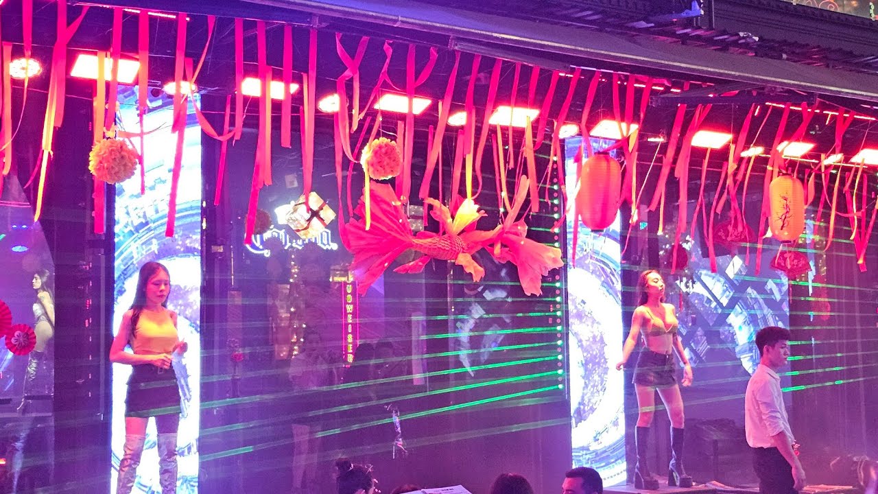 Experience a stroll across Pham Ngu Lao Street.