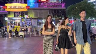 Re: [問卦] 中國街拍美女怎麼那麼不自然啊？