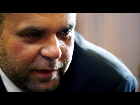 KREJČÍŘŮV NÁVRAT DO ČR ? (Josef Klíma: Jak jsem přežil devadesátky)