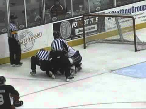 Mick Lawrence vs Alex Dunn