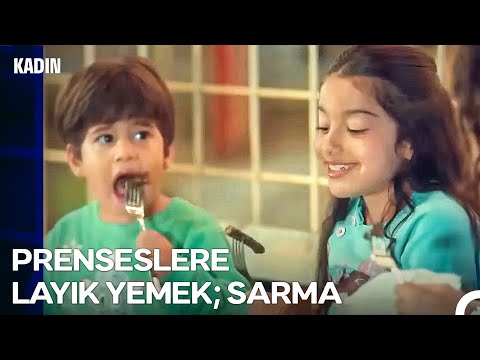 Atlı Karınca Manzarasına Karşı Piknik Keyfi - Kadın