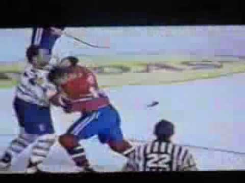 Terry Ryan VS Tie Domi Round 1 Hockey Fight NHL fights 1995-96.MOV