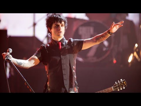 GREEN DAY: 'American Idiot' [Live 4K | BRIT Awards 2005]