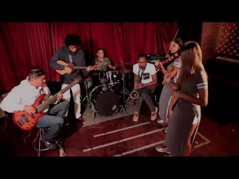 Video Si Te Vuelvo A Ver (Cover) de La Melodía Perfecta