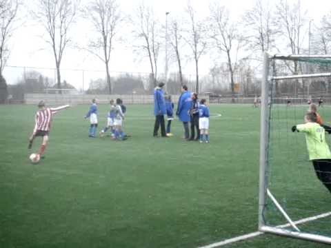 SVN/Vossenberg E2 - FC Hoensbroek E2 (10-03-2012)