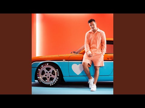 Video thumbnail for Weekend Lover