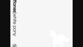 Deftones - The Boy&#39;s Republic (Bonus Track)