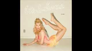 Oh Land - Renaissance Girls