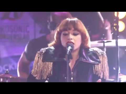 Amor Electro | Barco Negro [Live @ The European Border Breakers Awards 2013]