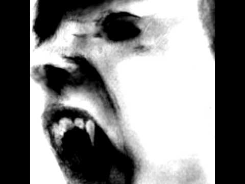 Xikwri Neyrra vs. KanibaL Holokaust - The Job Of A Vampire (Stathis Paralia Katerini)