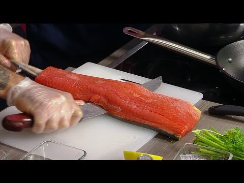 Chef Seth Goulston’s Fresh Salmon Cakes