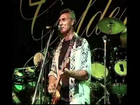 Daniel Rae Costello - Samba - Live - Suva Fiji July 2010