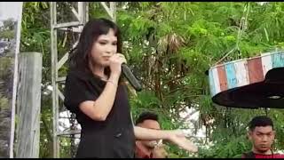 Sarah Usman - Valerie Amy Winehouse Live Performance @ Bugis Waterpark