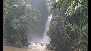 preview picture of video 'Curug Dago ( Dago Water Fall ), Bandung Indonesia'