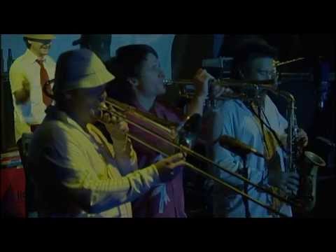 Fat Freddy's Drop Cay's Crays Live at Koko, London 05