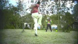 ATAQUE DE RISA - LOS ATERCIOPELADOS