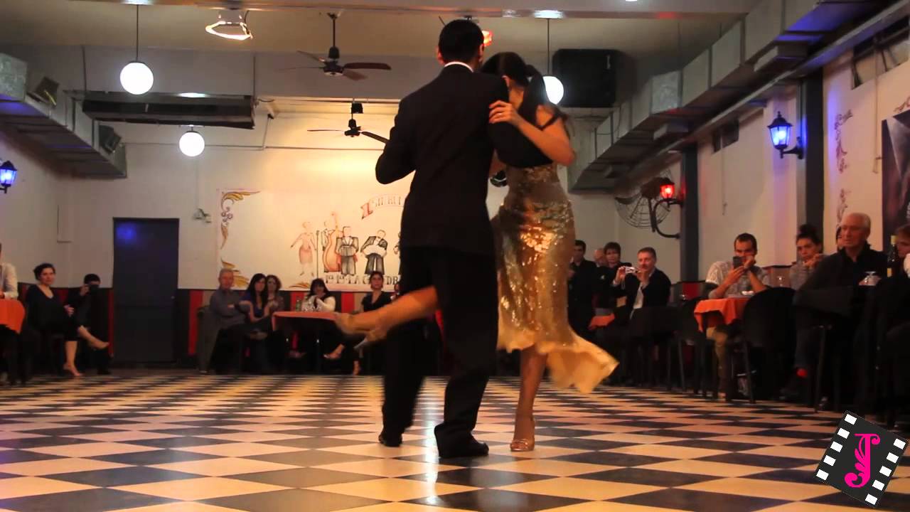 FLORENCIA LABIANO Y HERNAN RODRIGUEZ en el Sin Rumbo (Milonga)