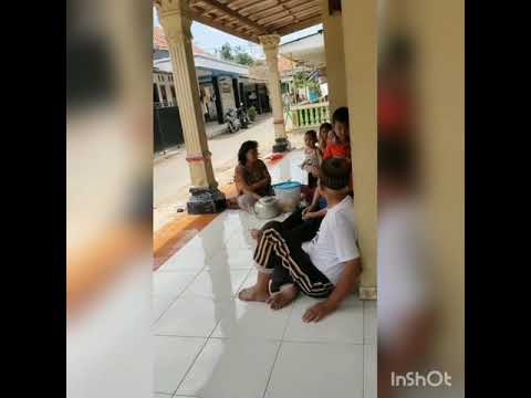 Emak rasem joget ampe encok