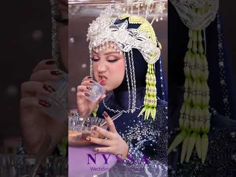 Those who watched, their mouths and teeth started to squirm, raise your hands