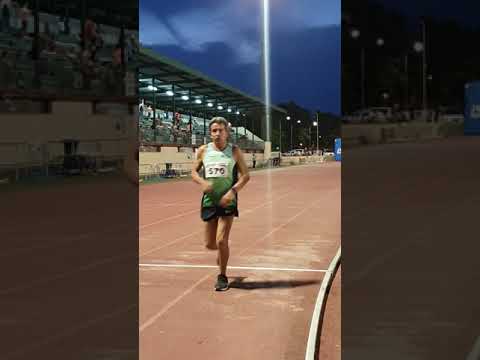 Llegada 1.500 masculino serie C