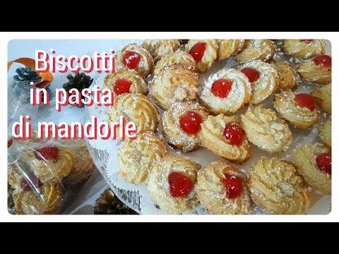 Biscotti in pasta di mandorle